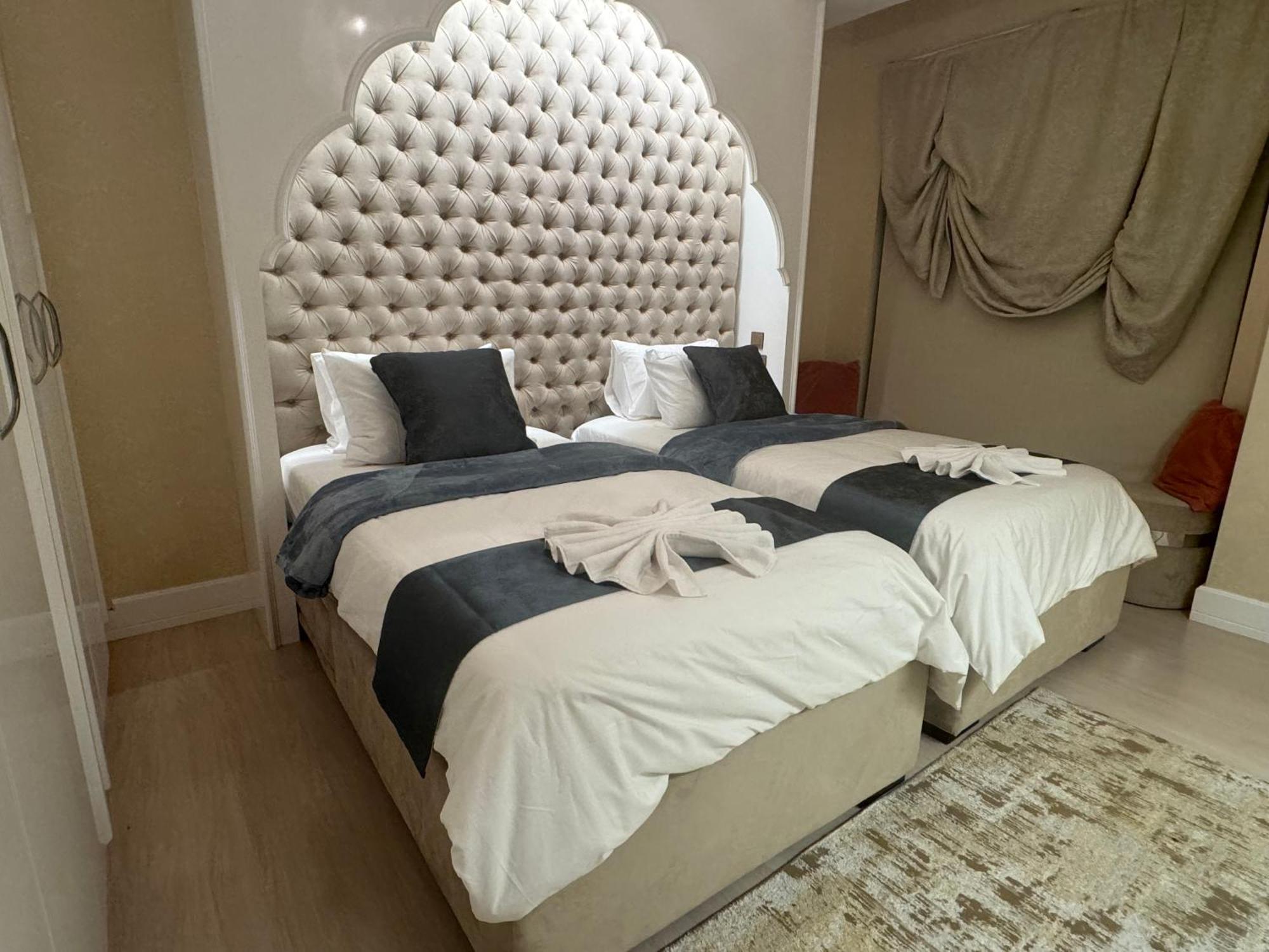 Royal Beach Residences 2 Dubai Esterno foto